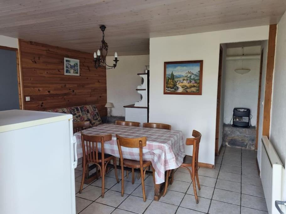Ecurie - 4 A 6 Personnes Apartment *