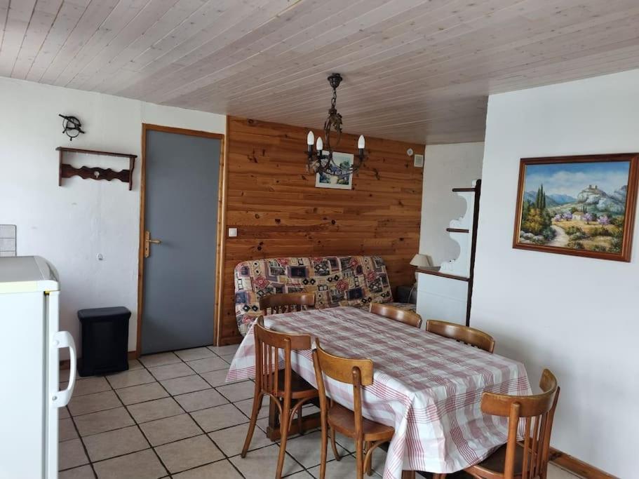Ecurie - 4 A 6 Personnes La Salvetat-sur-Agout